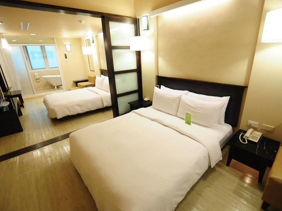 Hotel Kindness Xin Jue Jiang Kaohsiung Exterior foto